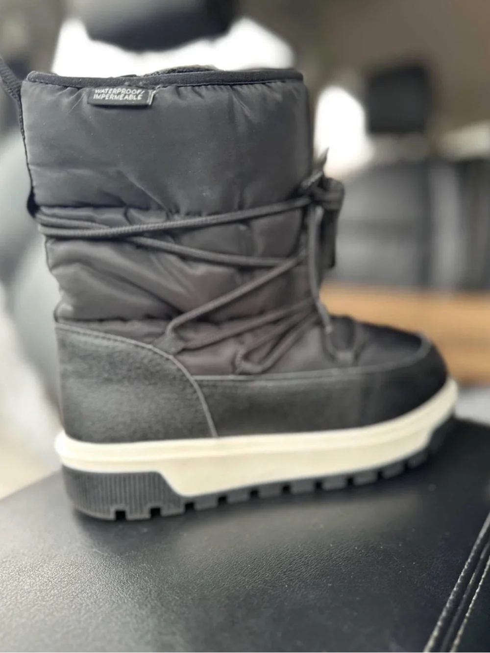 H&M Kids Waterproof Boots Size 1